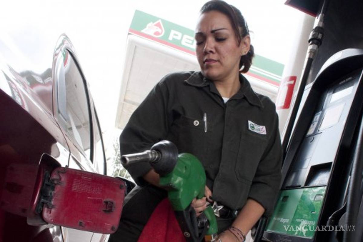 Bajaron quejas por abusos en gasolineras, según la Profeco