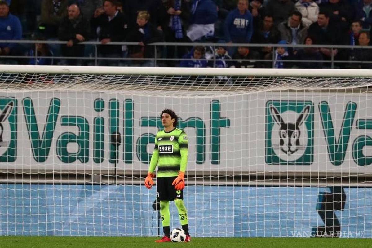Memo Ochoa y el Standard de Lieja no pueden contra el Brujas que sale campeón