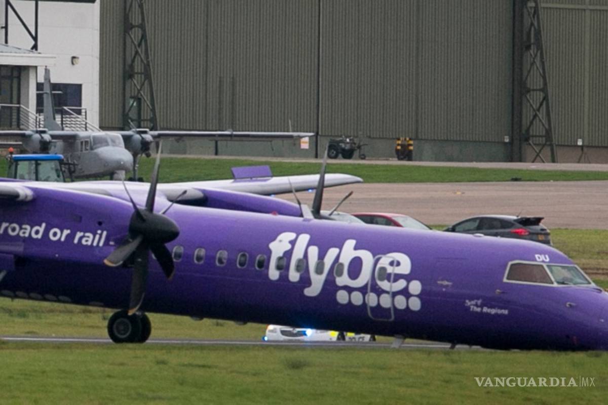 Avión aterriza de emergencia en Belfast