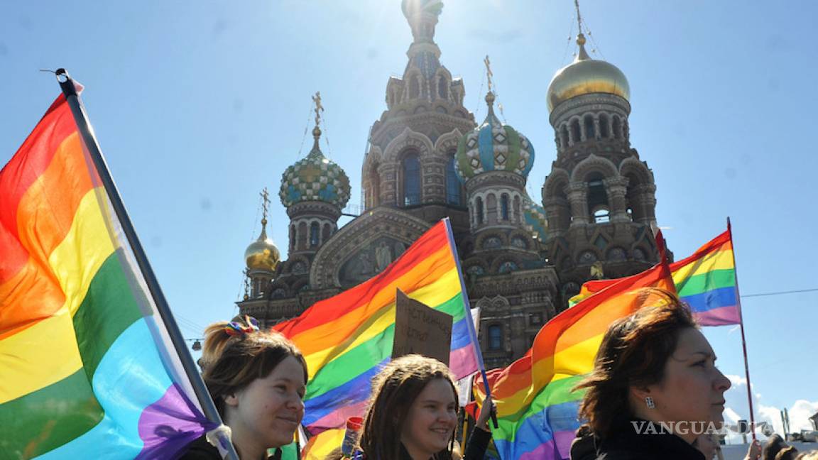 Pese a presión internacional, Rusia sigue negando regularizar matrimonio igualitario