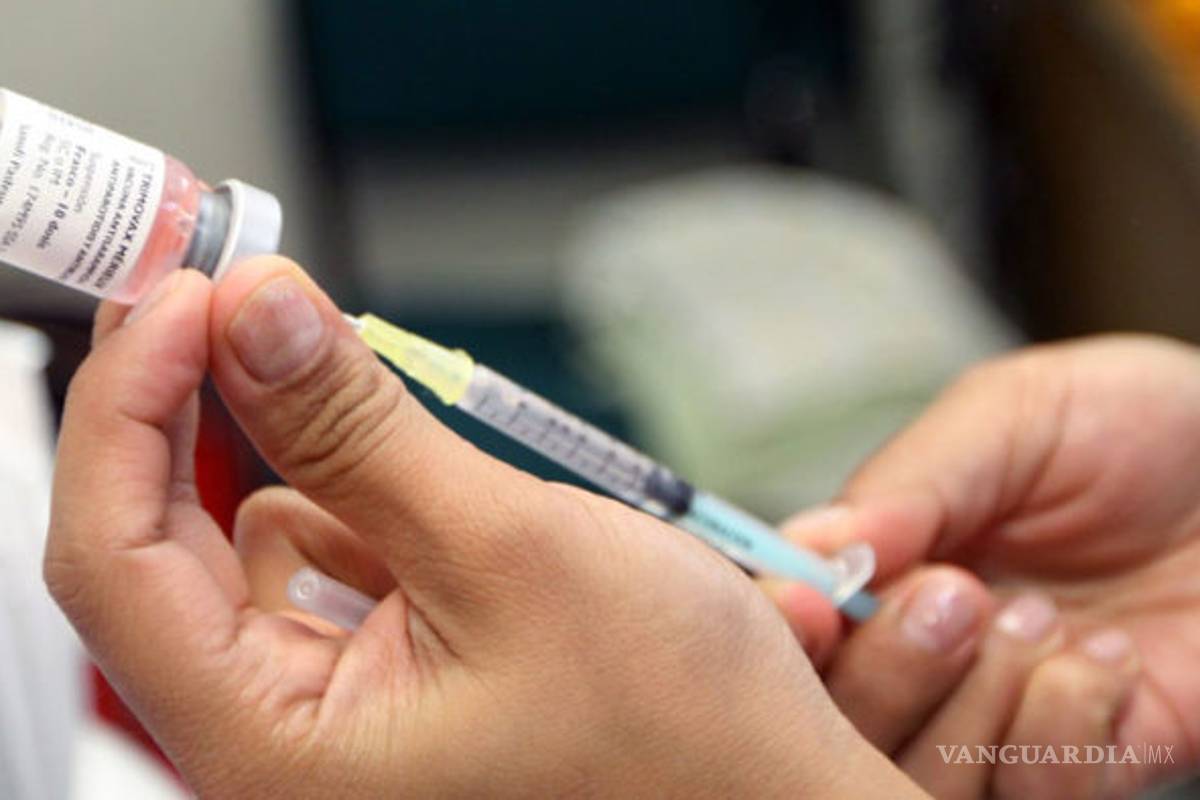 Escasea en Coahuila la vacuna triple viral; Secretaría de Salud niega desabasto