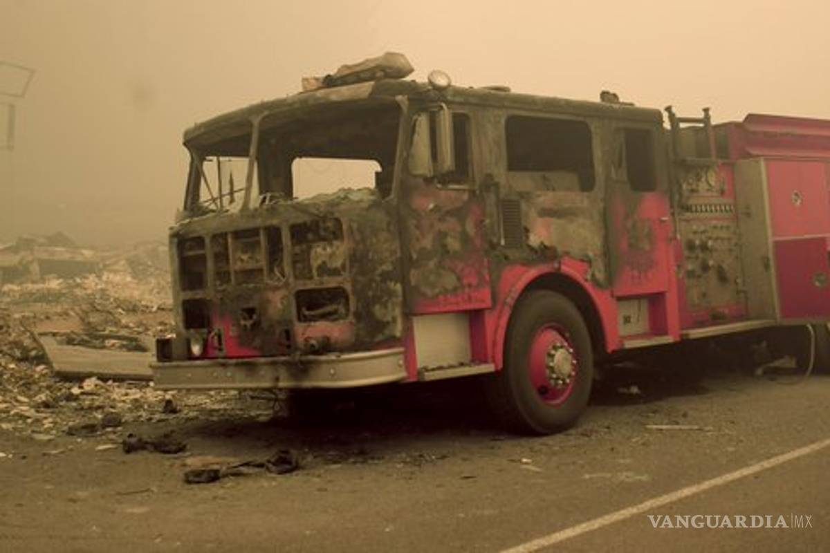 Van 33 muertos en tres estados por incendios forestales en EU