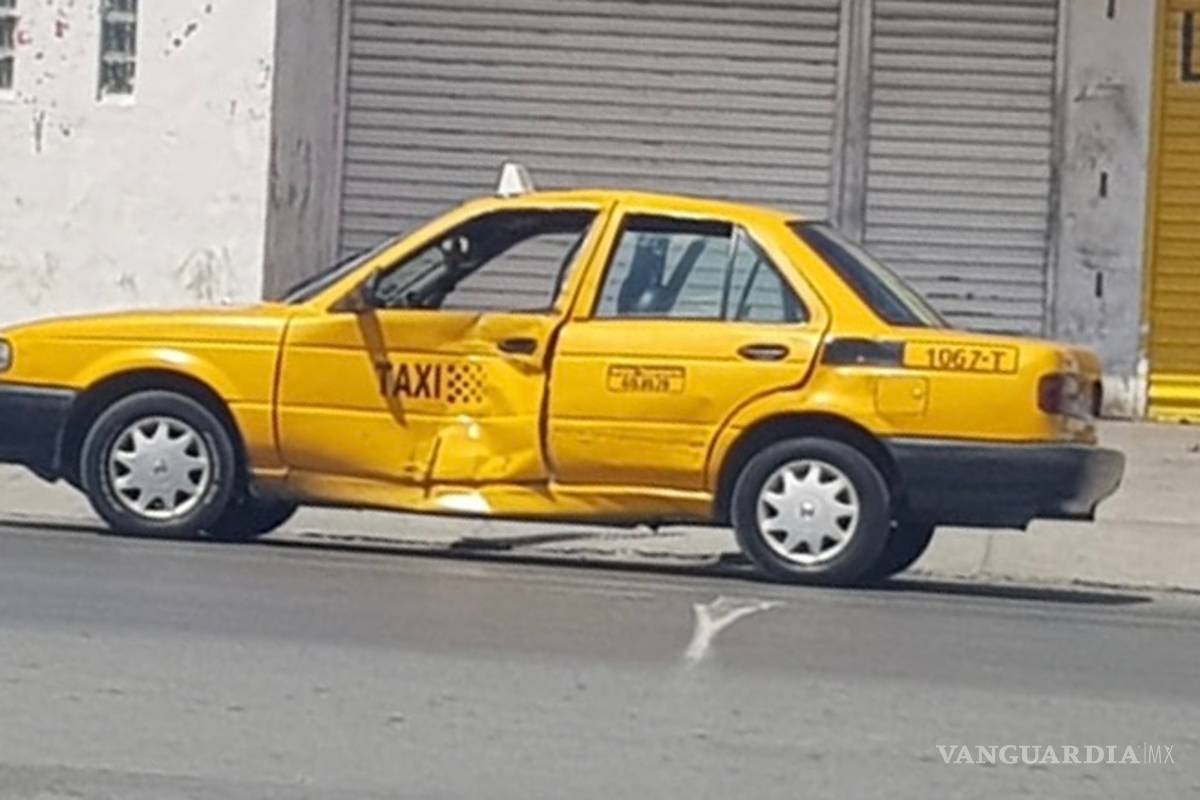 Motociclista choca contra taxista al sur de Saltillo
