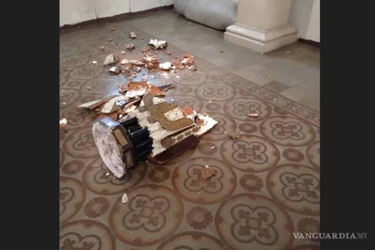 ¡Sacrilegio! Derriban intencionalmente escultura de San Ignacio de Loyola en el templo de San Juan Nepomuceno en Saltillo