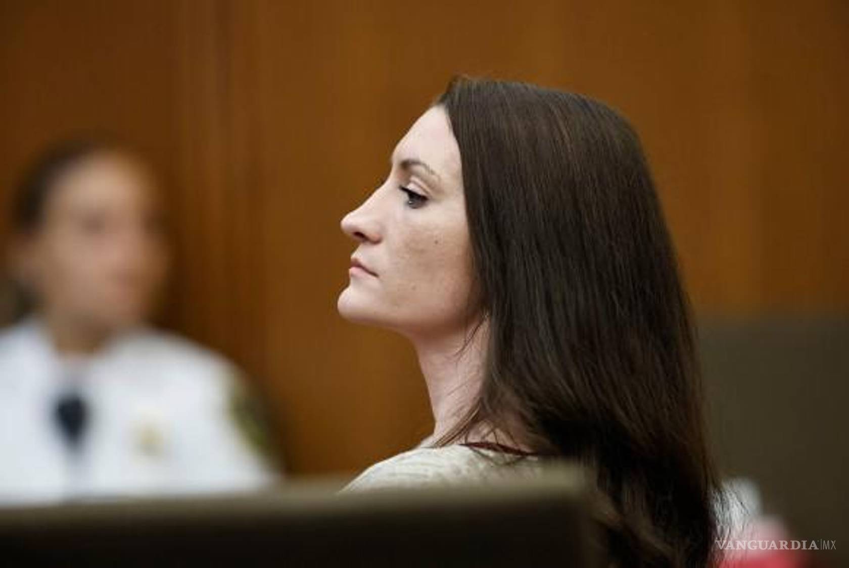 $!El juicio por asesinato de Lindsay, que duró siete semanas, terminó en un juicio nulo el 4 de septiembre después de que el jurado no lograra llegar a un veredicto al final de siete días de deliberación.