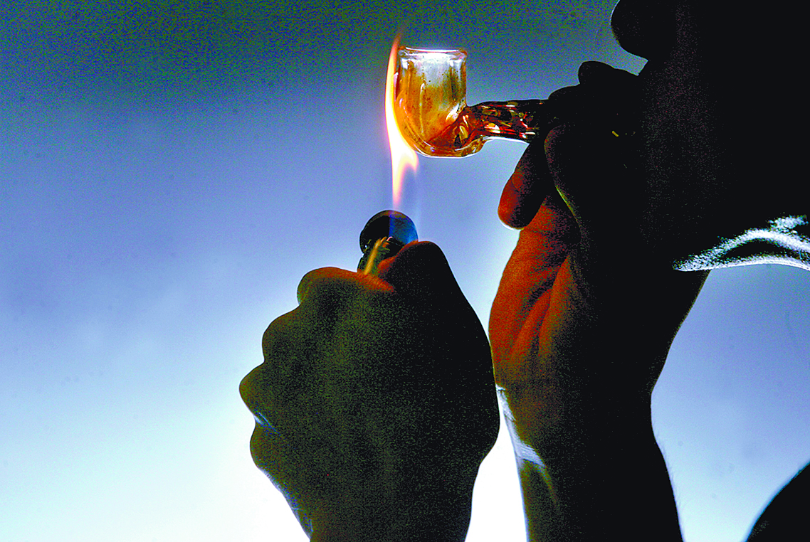 $!Cristal, Meta, Cristo, Vidrio, Foco, Speed: La metanfetamina comienza a robarle el sueño a Saltillo