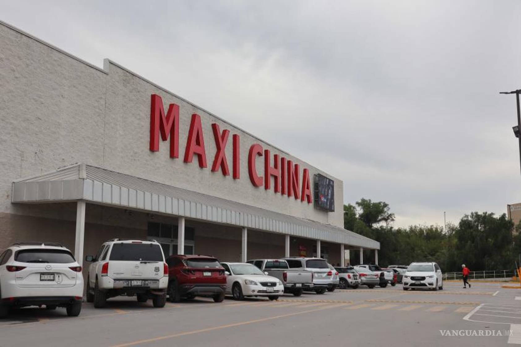 $!Cada vez hay más tiendas de productos chinos en Saltillo.