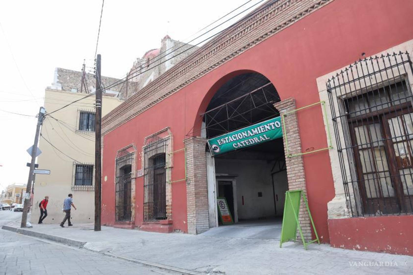 $!Uno de los más caros es el estacionamiento “Catedral”.