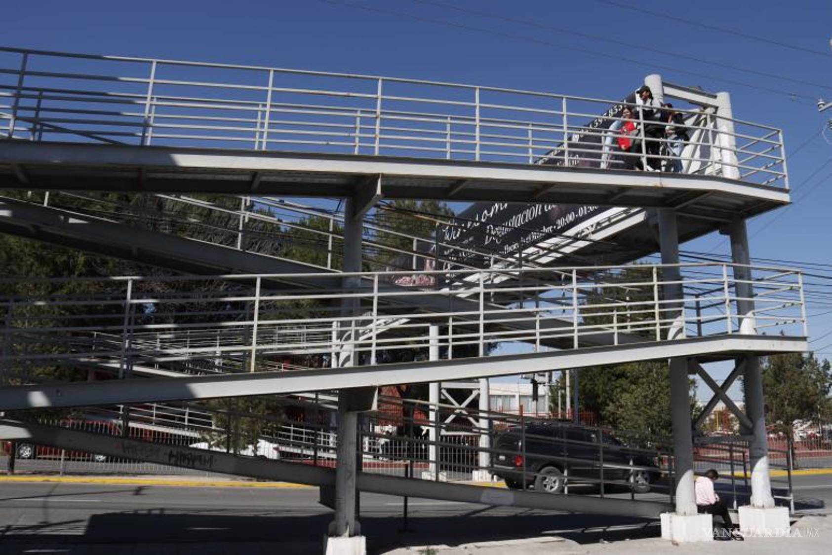 $!Espacio perdido: El impacto del puente en la movilidad urbana es notable.