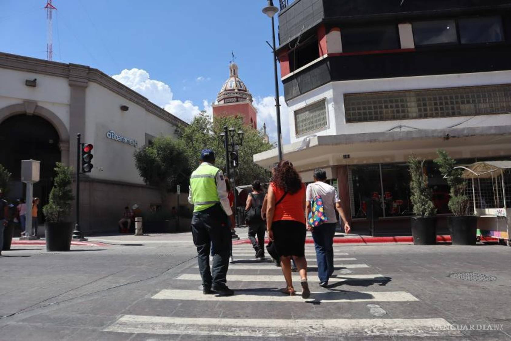 $!Diana Infante mencionó que, a diferencia de los semáforos, se pudieron implementar otro tipo de medidas para “calmar la zona”, es decir, favorecer la reducción de la velocidad de los vehículos.