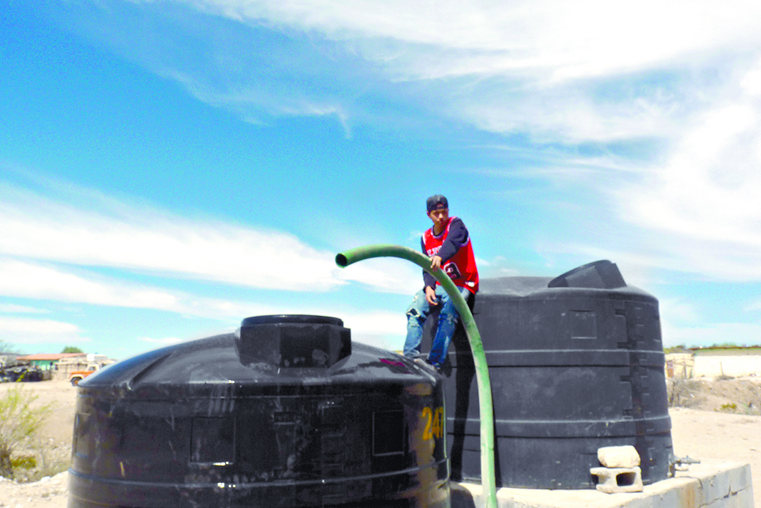 $!¡Auxilio! ¡En un ejido de Coahuila estamos muriendo de sed!