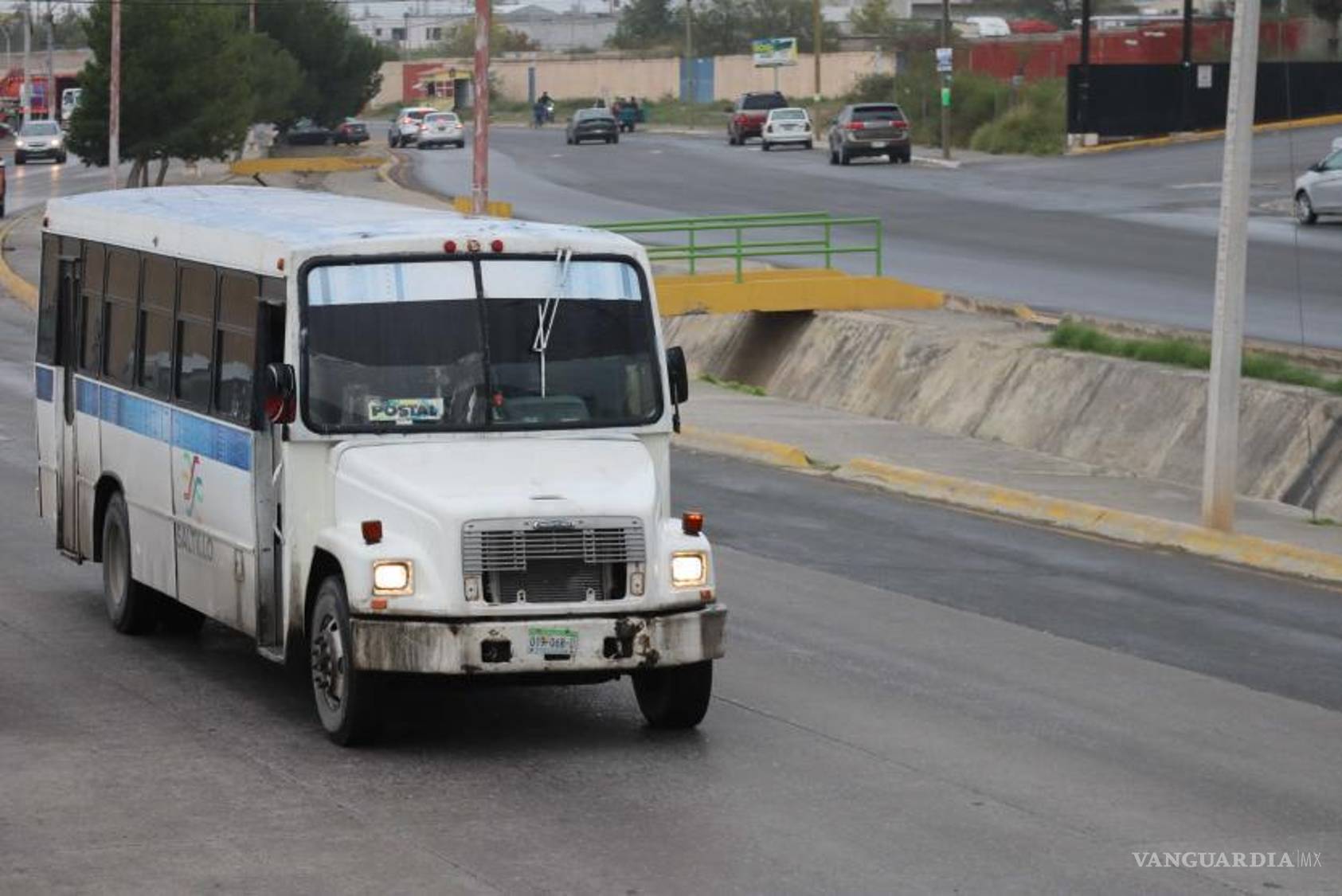 $!Tiempo de espera y frecuencia, las principales quejas de los usuarios de la ruta Vista Postal en Saltillo.