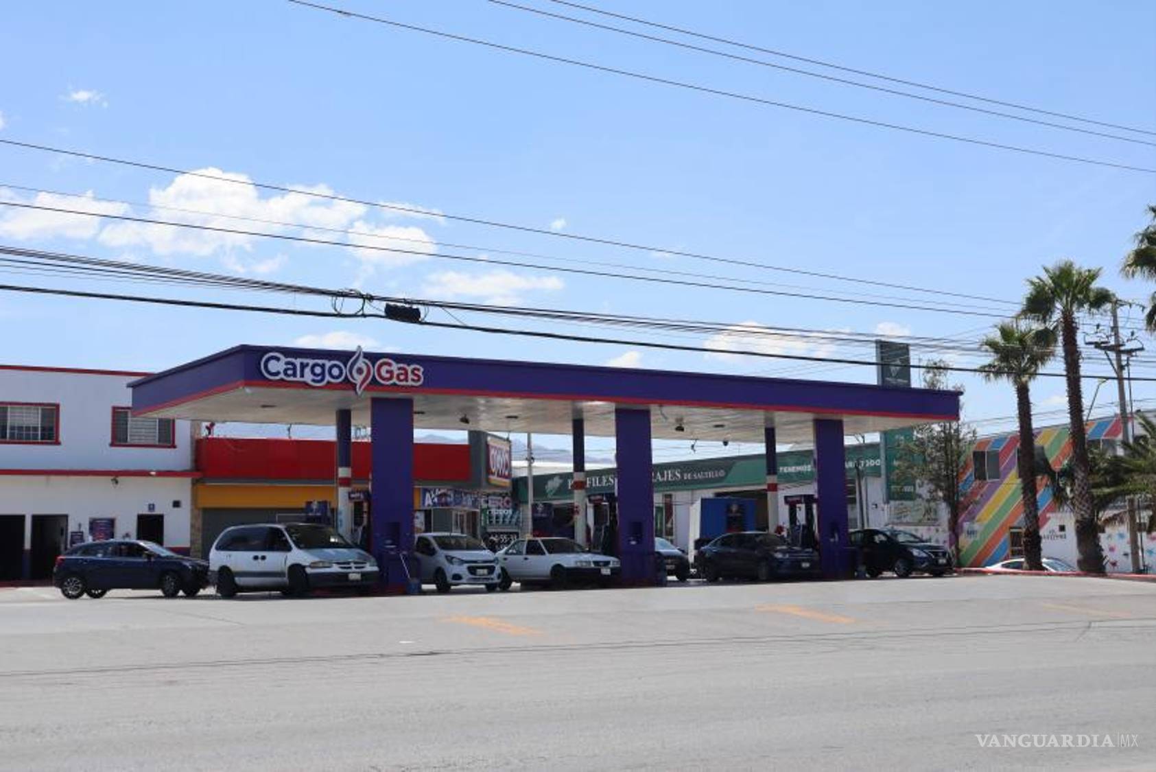 $!La gasolina barata no siempre es la mejor opción, pues de acuerdo con directivos de concesionarias y mecánicos, puede causar daños a los vehículos.