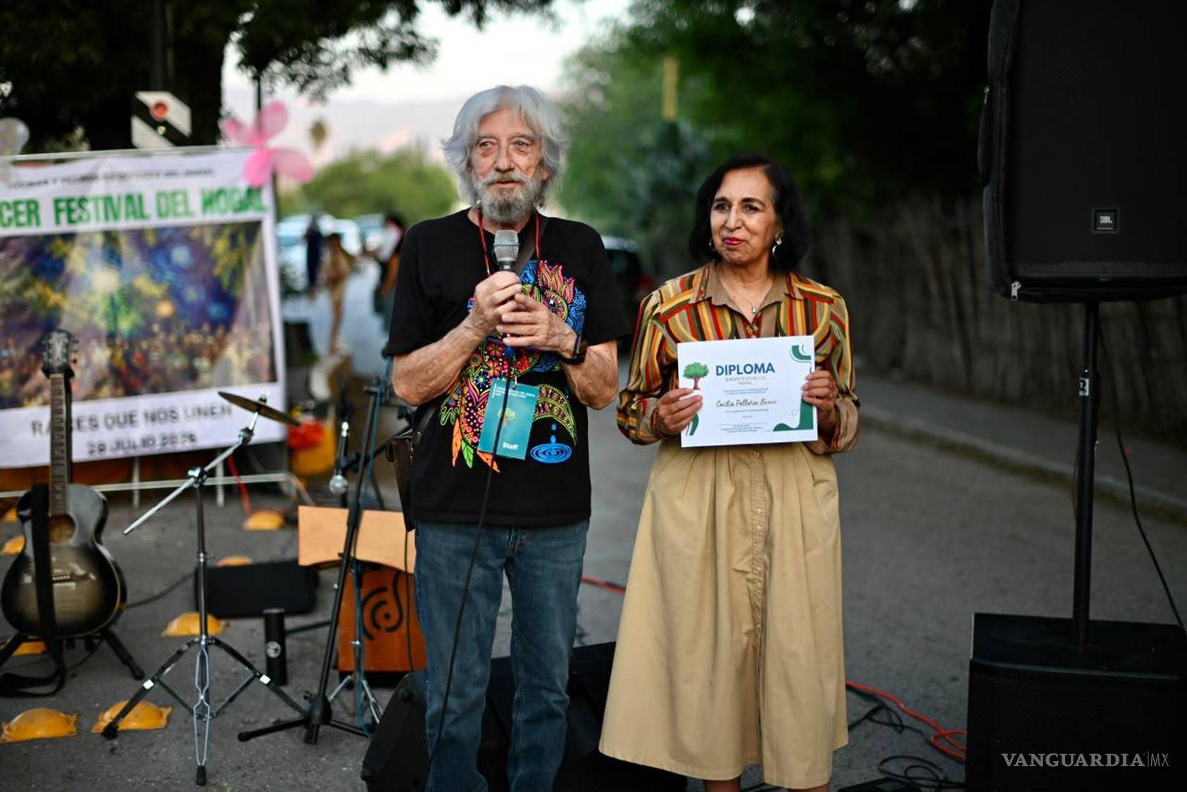 $!Se entregaron reconocimientos a periodistas, investigadores, académicos y representantes de la Comisión de Derechos Humanos.