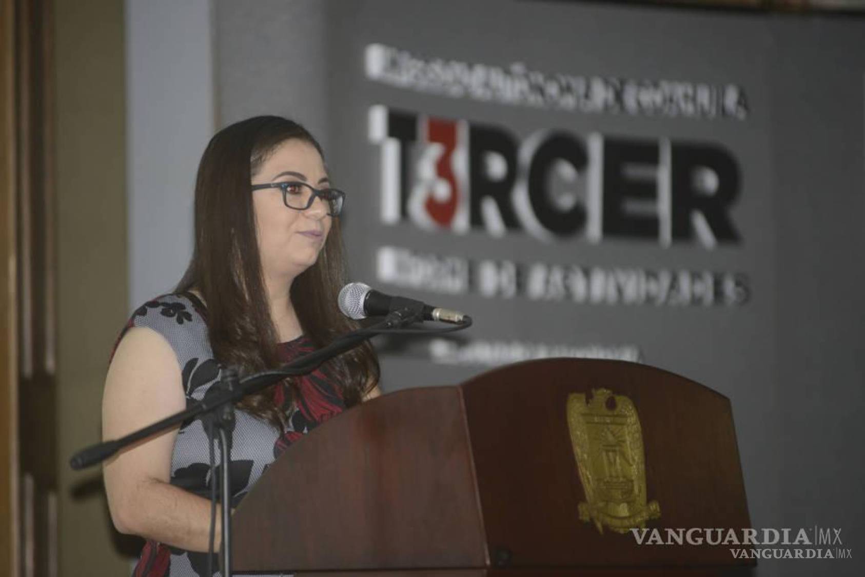 $!La especialista Karla Valdés aseguró que factores sociales pueden afectar a toda una generación y crear ideación suicida.