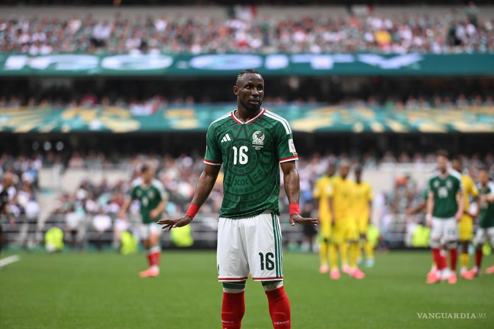 $!México escribió una nueva página en su historia al romper la racha sin victorias en partidos inaugurales mundialistas y arrancar el torneo con tres puntos.