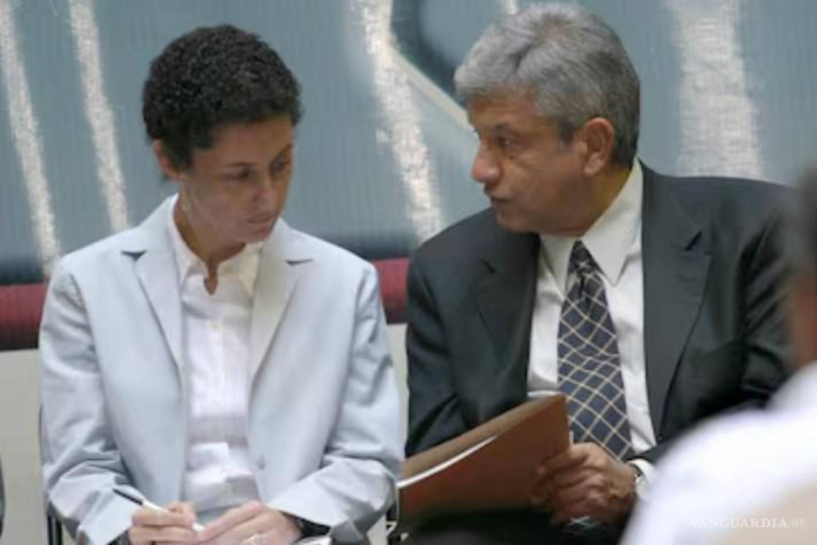 $!Sheinbaum, como secretaria de Medio Ambiente, supervisó la finalización del segundo piso del Periférico | Foto: Especial