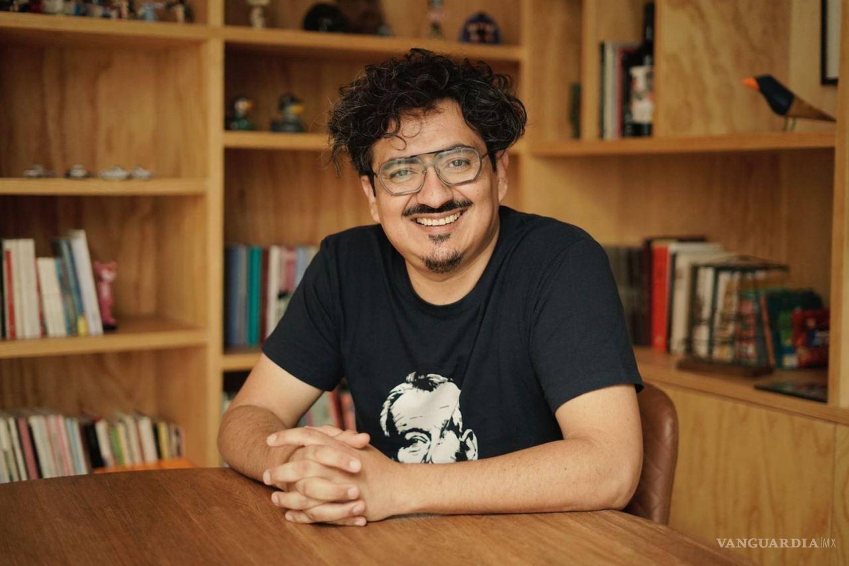 $!Jose Luis Valencia Valencia, escritor de Guadalajara, autor de “El barrio se respeta y otras consideraciones”.