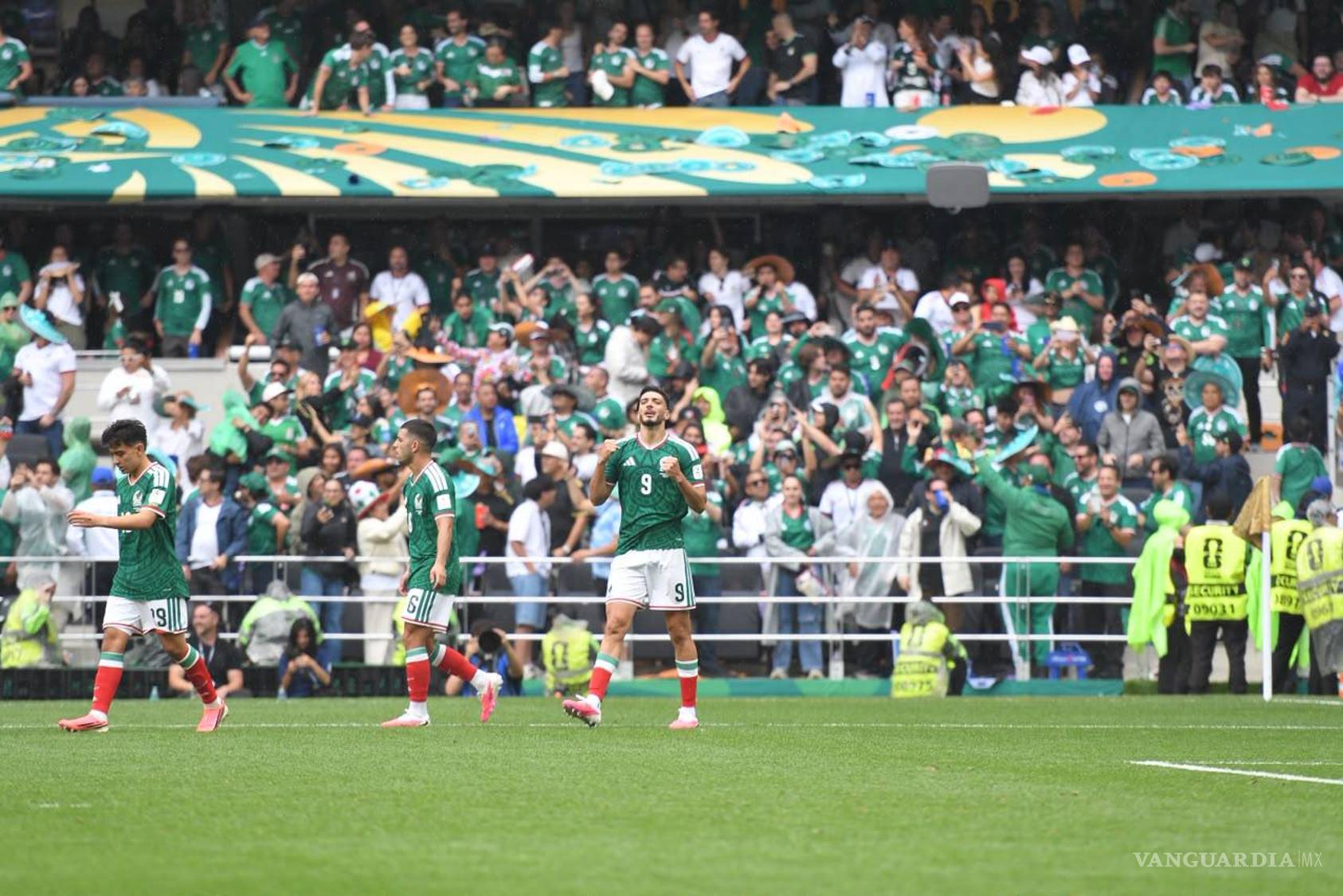 $!El silbatazo final puso fin a un partido vibrante que abrió oficialmente el camino hacia la gloria mundialista.