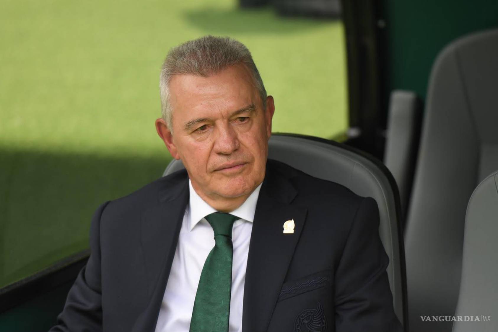 $!Javier Aguirre vivió con intensidad cada minuto del debut mundialista; sus decisiones desde la banca guiaron a México hacia una victoria histórica en casa.