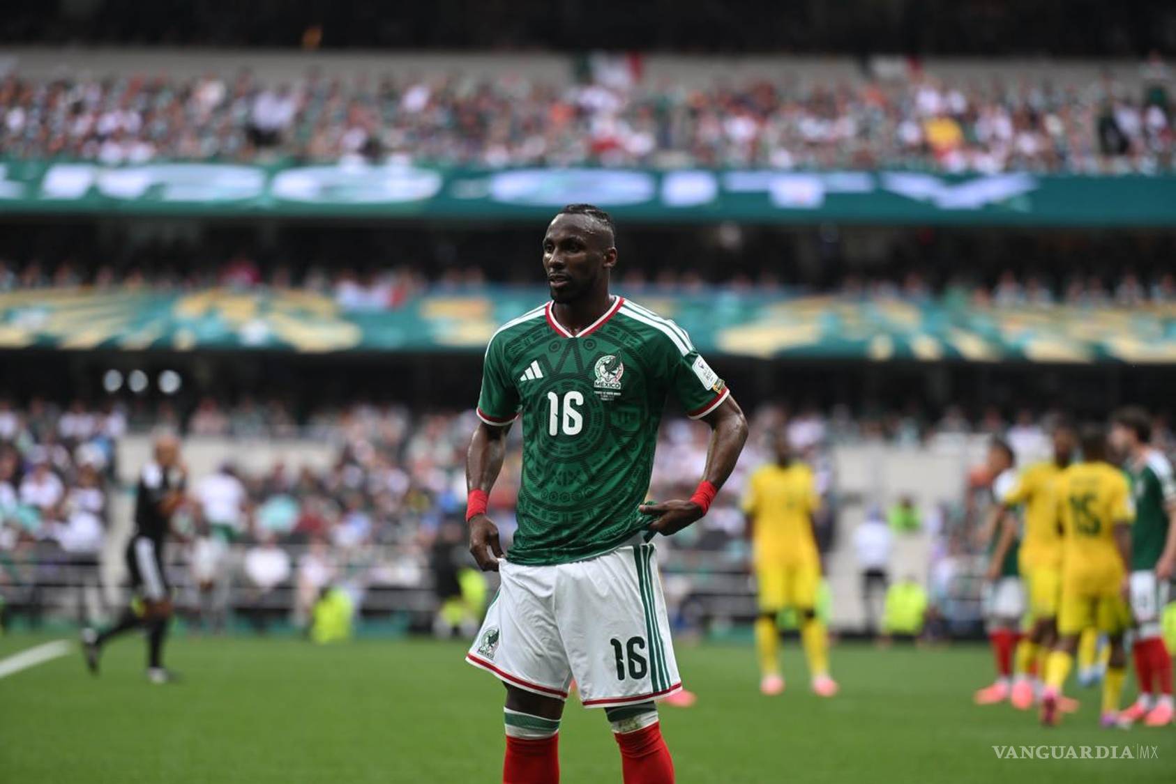$!Julián Quiñones hizo el tiro que será recordado como el primero gol del Mundial 2026.