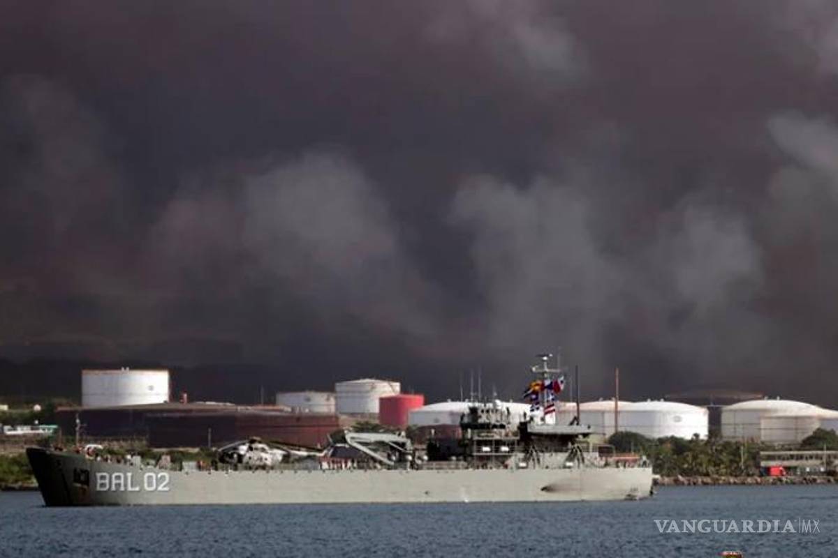 Arde cuarto tanque de combustible en planta de Matanzas, Cuba; arriban buques mexicanos de apoyo