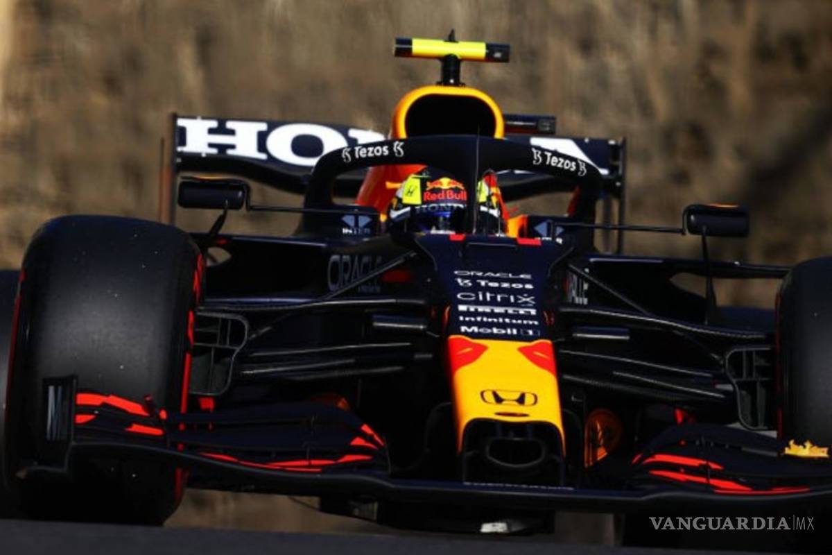 GP Azerbaiyán: Accidentada clasificación deja a Checo en séptimo; Leclerc con la pole