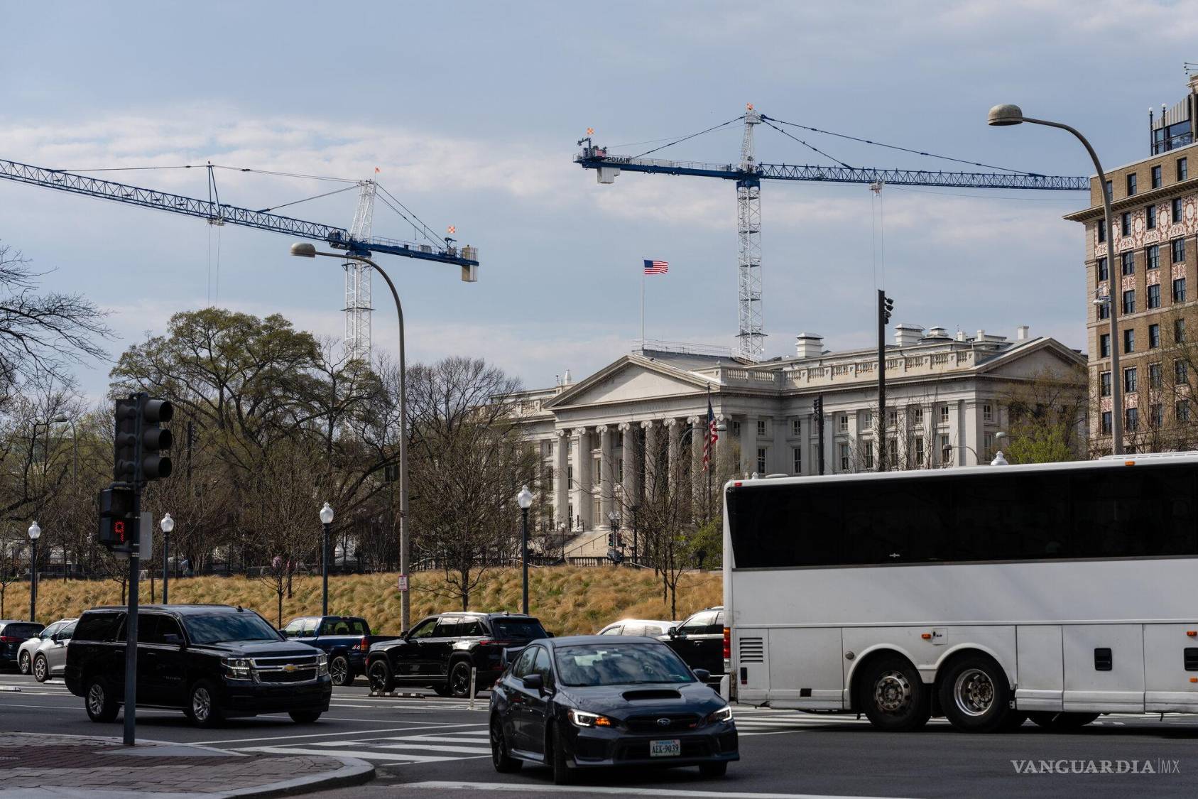 $!El Departamento del Tesoro en Washington.