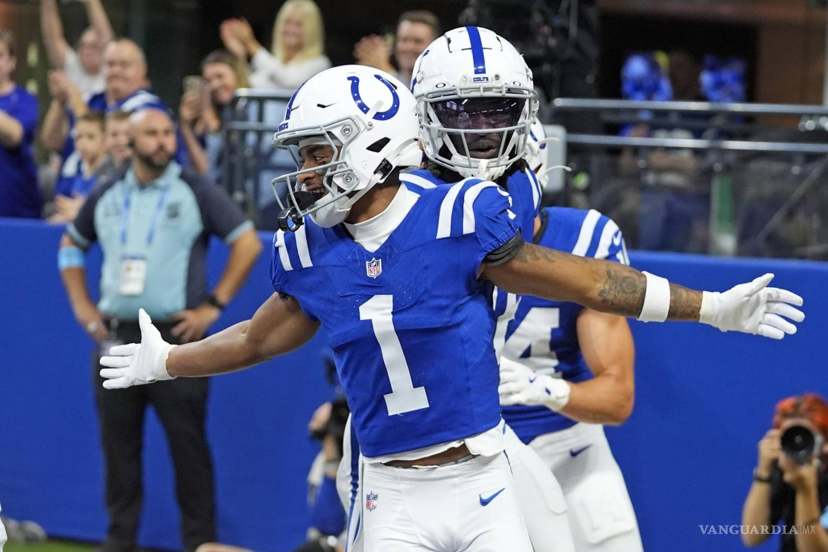 $!Josh Downs, con un 71% de disponibilidad en waivers, demostró ser uno de los favoritos de Joe Flacco.