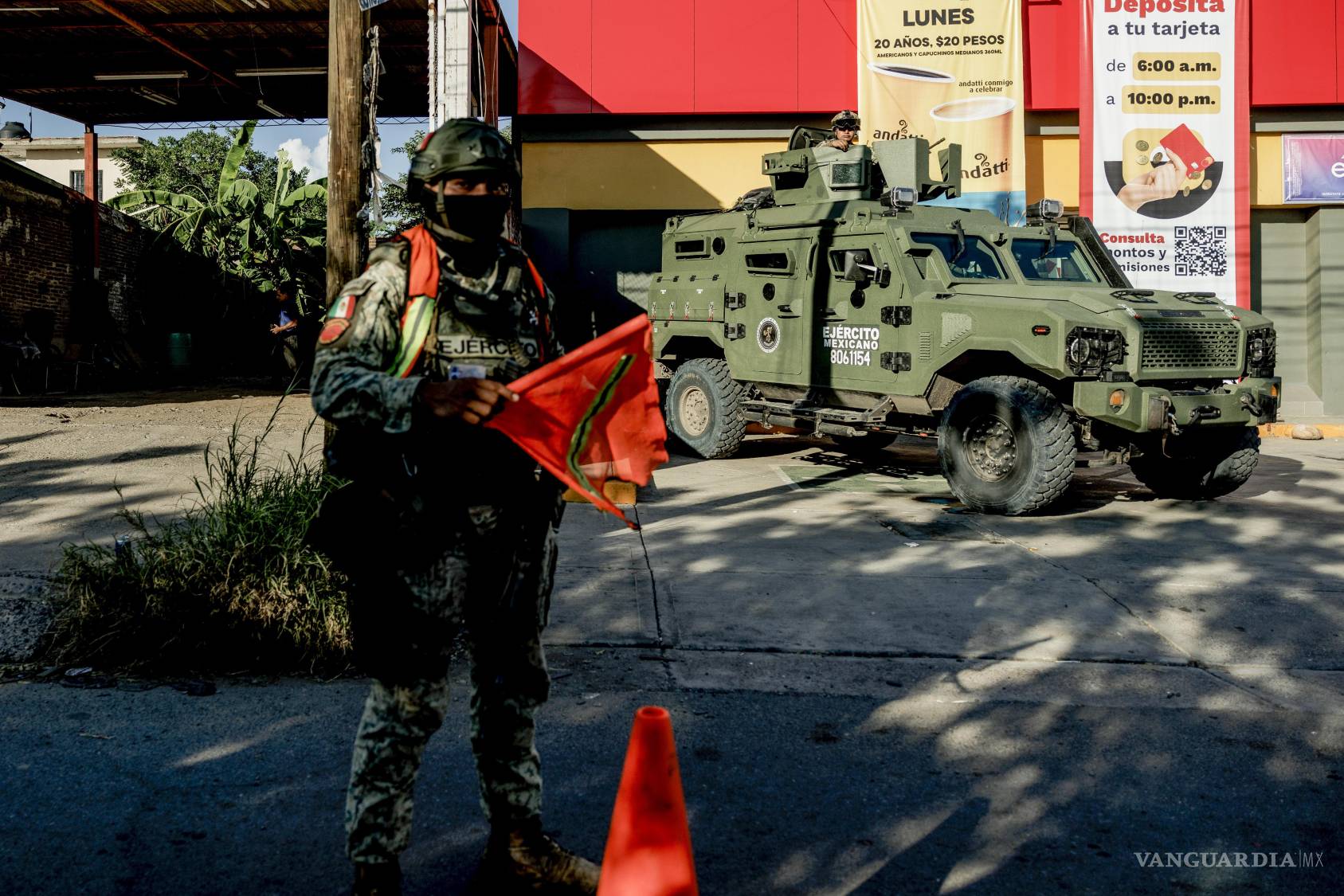 $!El domingo 22 de febrero de 2026, la larga búsqueda de Nemesio Oseguera Cervantes, el escurridizo capo conocido como “El Mencho”, llegó a un violento final, dejando un vacío de liderazgo en el Cártel Jalisco Nueva Generación y la posibilidad de que otro grupo criminal intente ocupar su lugar.