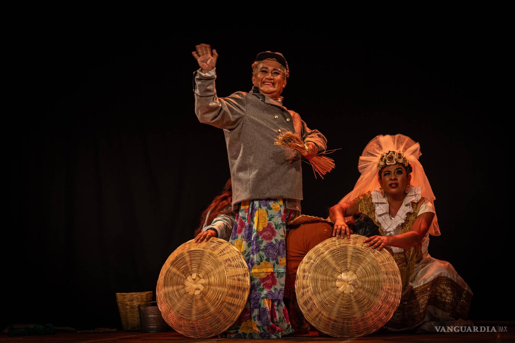 $!Benda’ Muxe’, un conmovedor cabaret que desde el Istmo llega al Teatro de la Ciudad en Saltillo
