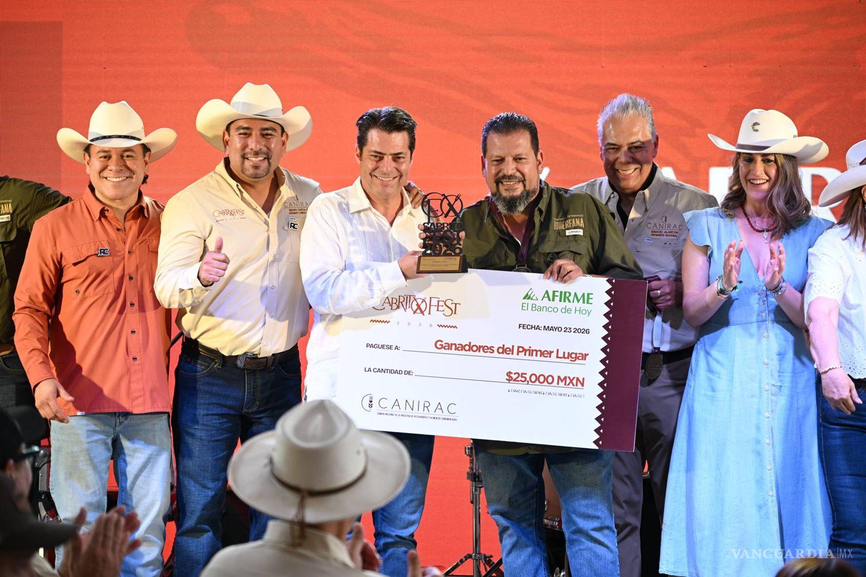 $!Los ganadores celebraron que conquistaron decenas de paladares.
