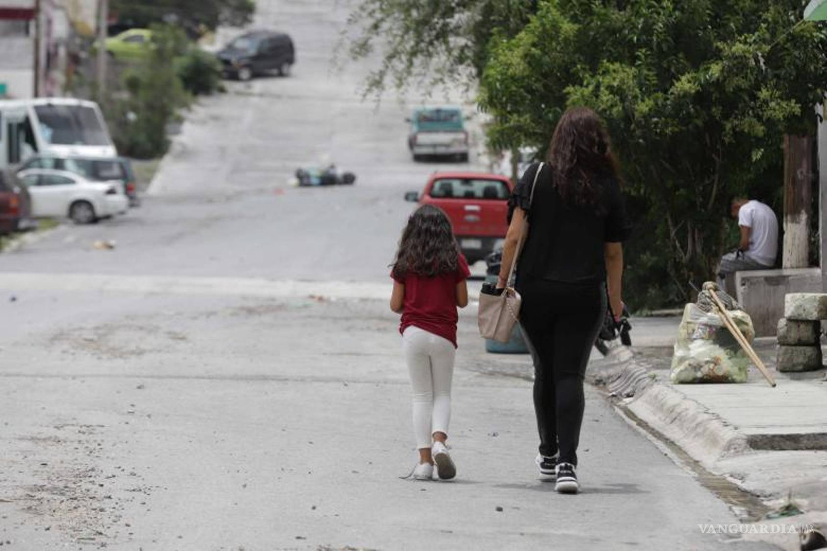 $!En las colonias populares no hay dinero para cursos.