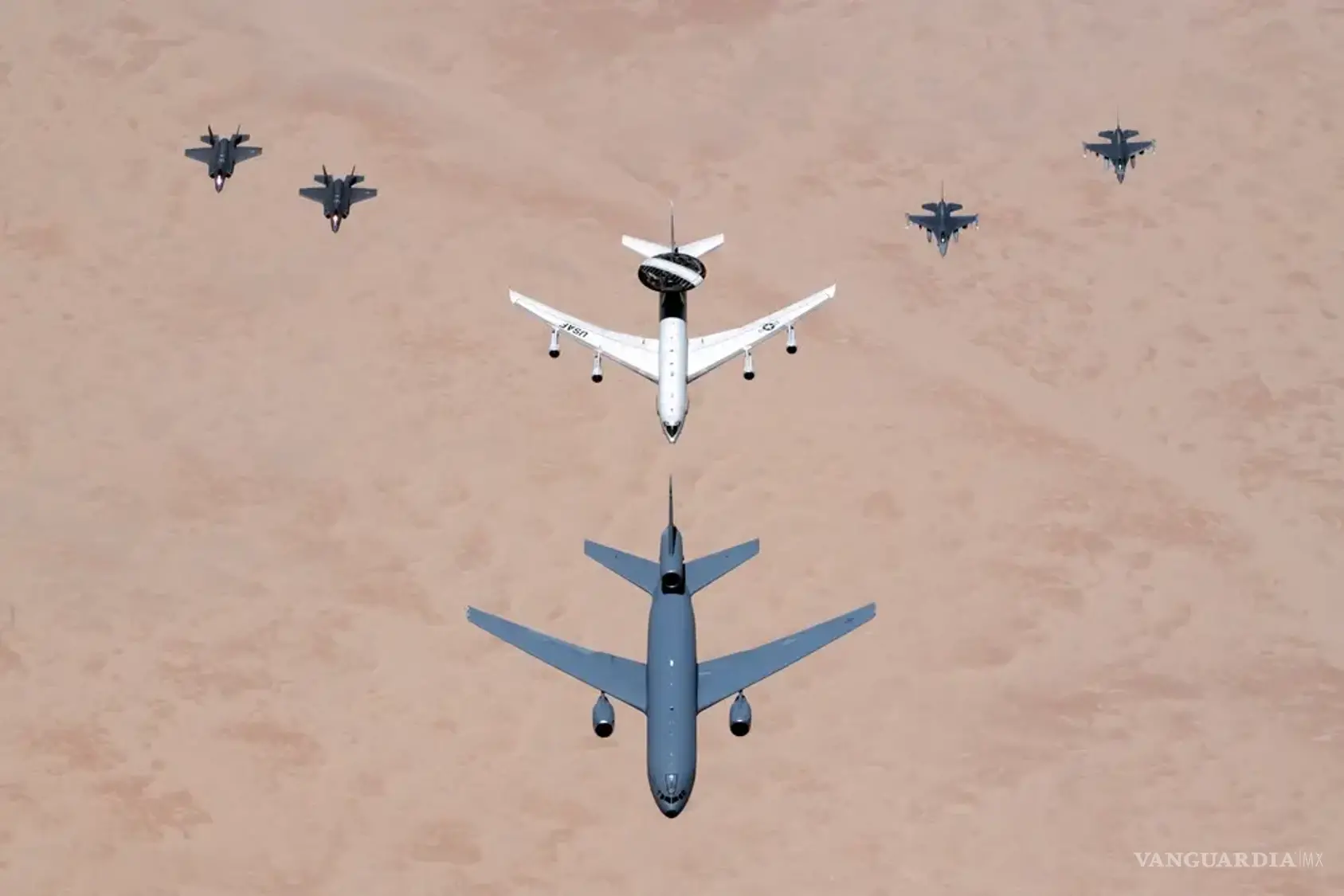 $!Los bombarderos estadounidenses aún pueden alcanzar sus objetivos, pero ahora deben volar desde EU.