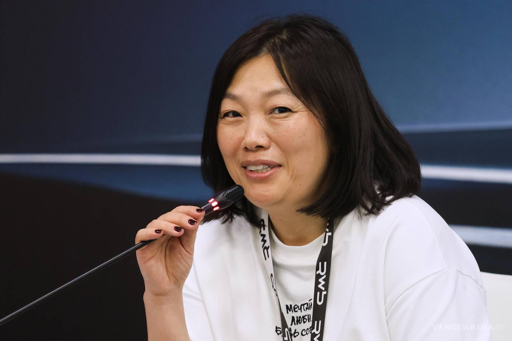 $!Tatyana Kim, propietaria del minorista online Wildberries, habla en un aparte del Foro Económico Oriental en Vladivostok, Rusia, el sábado 6 de septiembre de 2025.