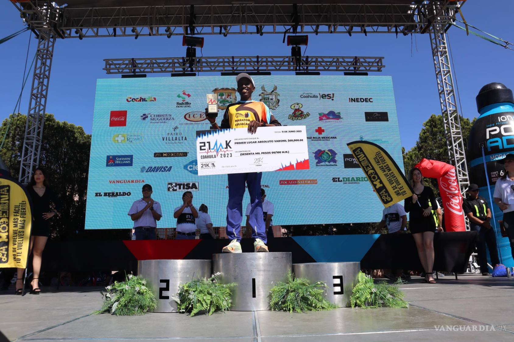 $!Robert Gaito fue el ganador del magno medio maratón.