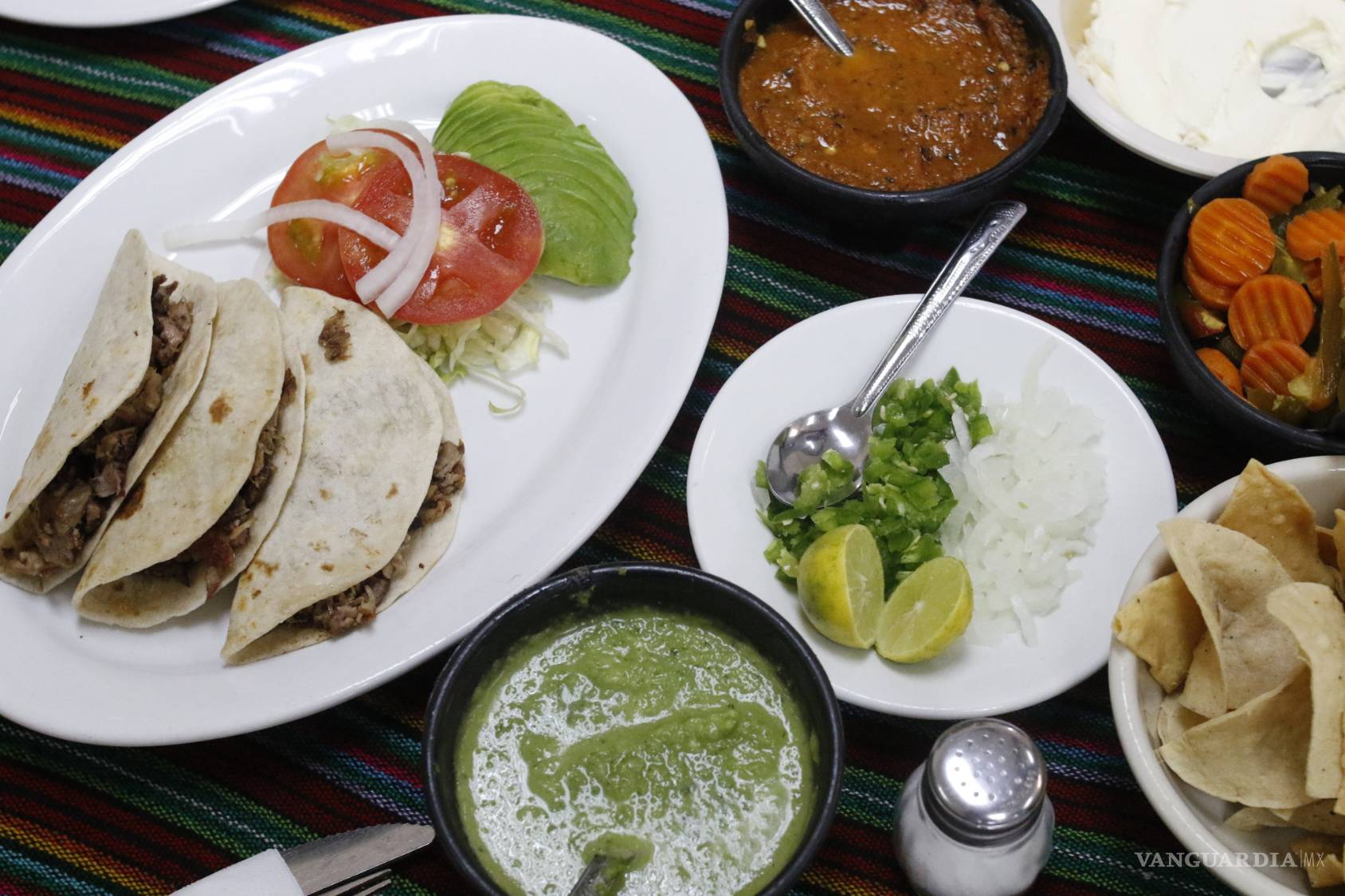 $!El día que José José cenó en Café Viena, el sabor de casa en Saltillo