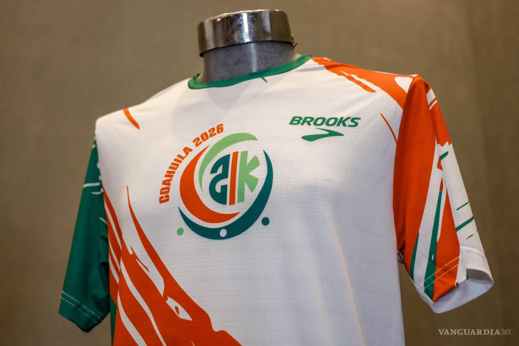 $!La playera oficial forma parte del kit que recibirán los participantes previo a la carrera de este domingo 31 de mayo.