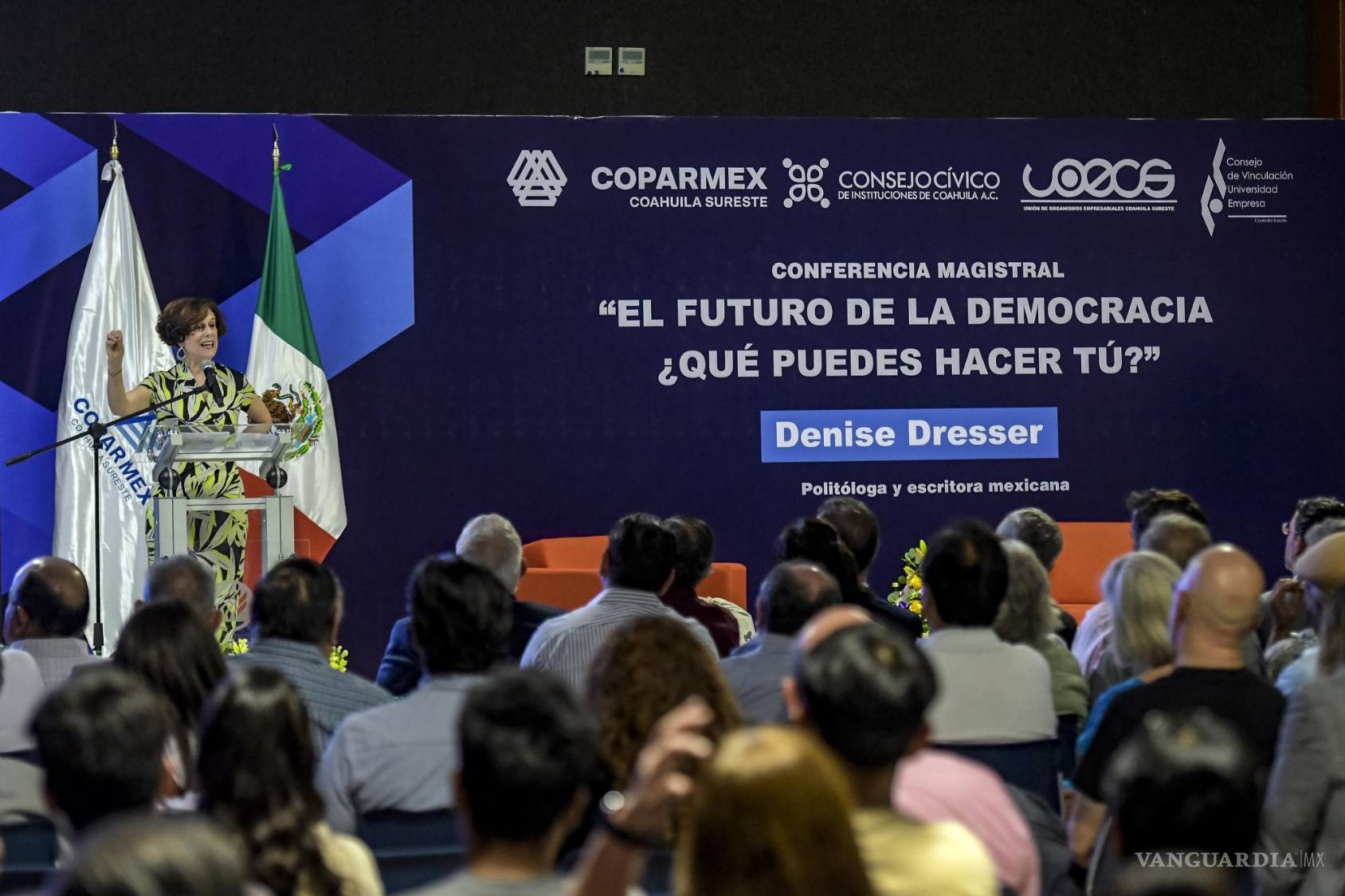 $!Desde Saltillo, exhorta Denise Dresser a mexicanos a no otorgar todo el poder a un partido