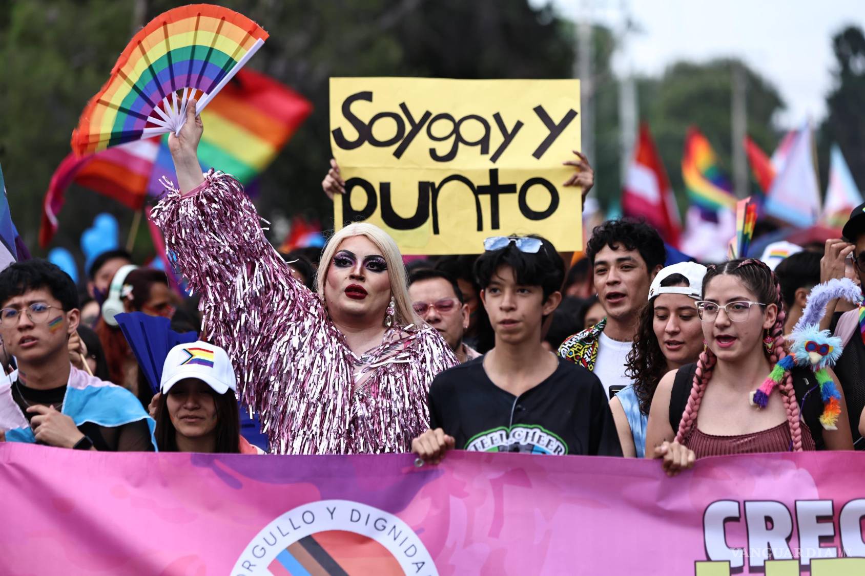 $!La visibilización de las infancias y adolescencias trans fue uno de los principales temas de la movilización, que reunió a colectivos, activistas, familias y ciudadanía en general.