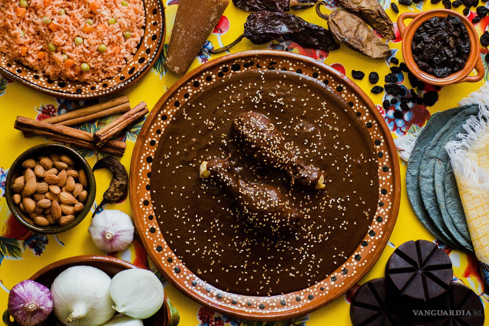 $!Mole poblano: La mente maestra de la cocina mexicana: tradición, complejidad y sabor en una sola receta.