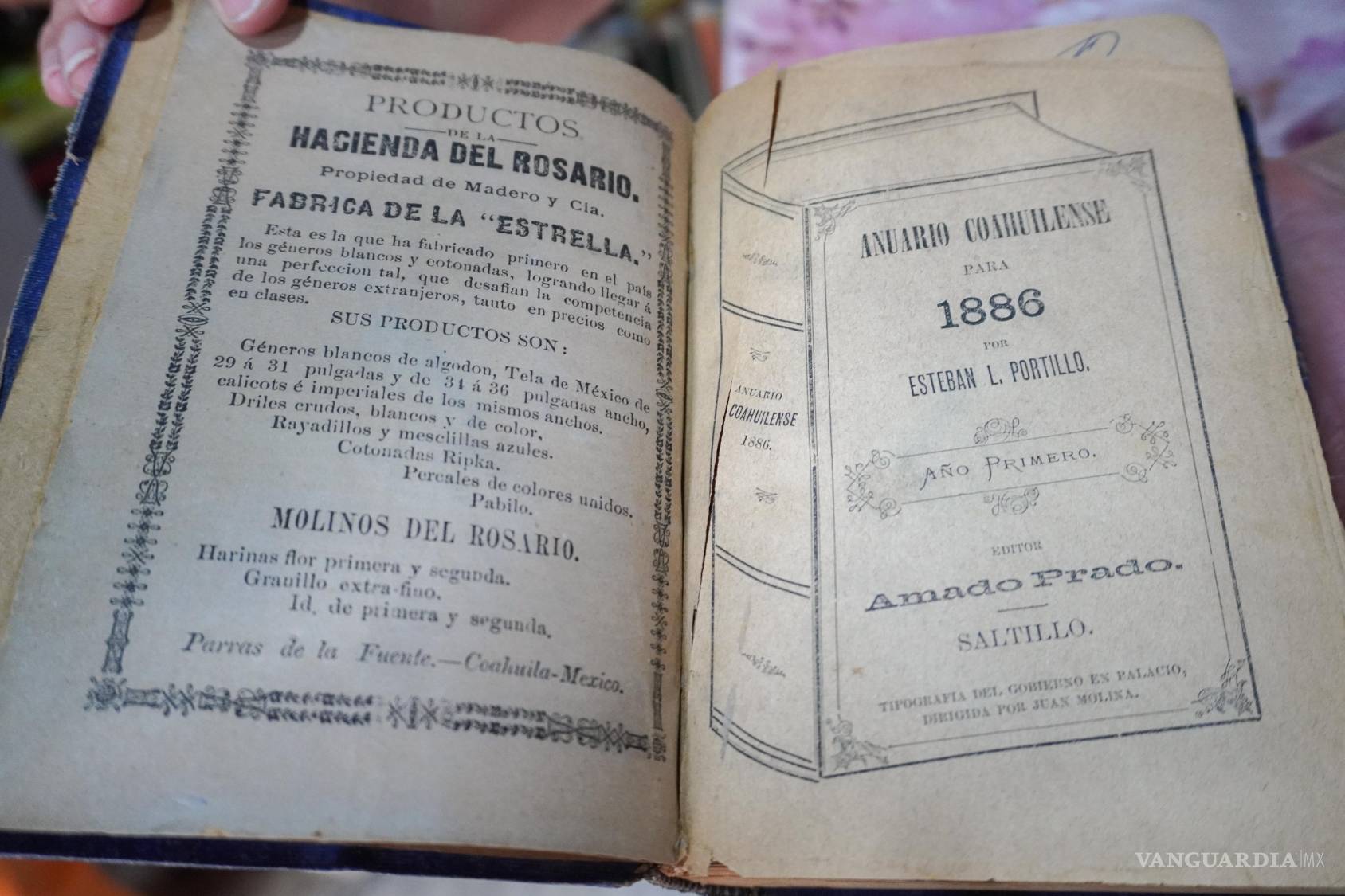 $!Hay ejemplares antiquísimos en sus estantes.