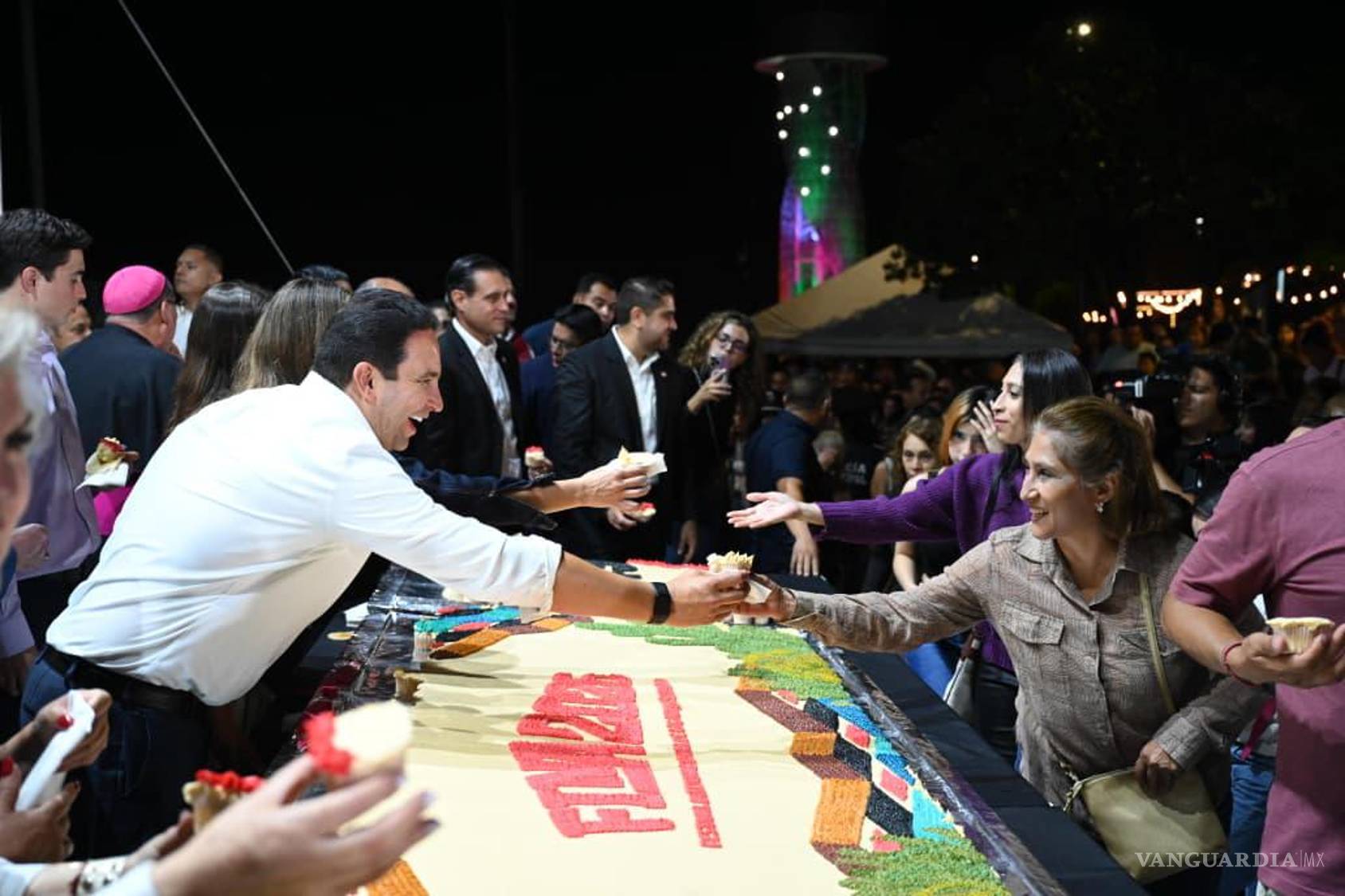 $!La capital coahuilense conmemoró un año más de su fundación con una jornada marcada por el orgullo, la tradición y la convivencia ciudadana.