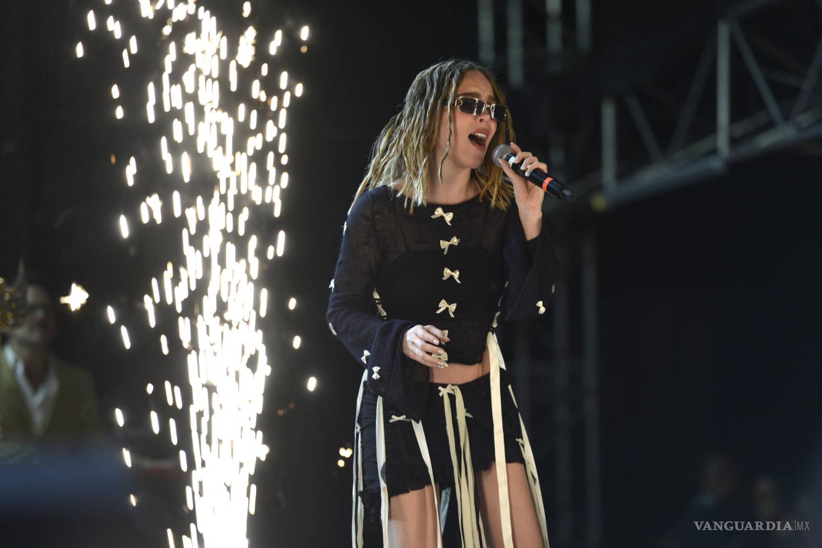 $!Desde el público la estrella recibía elogios y hasta el famoso mote de “patrona”.