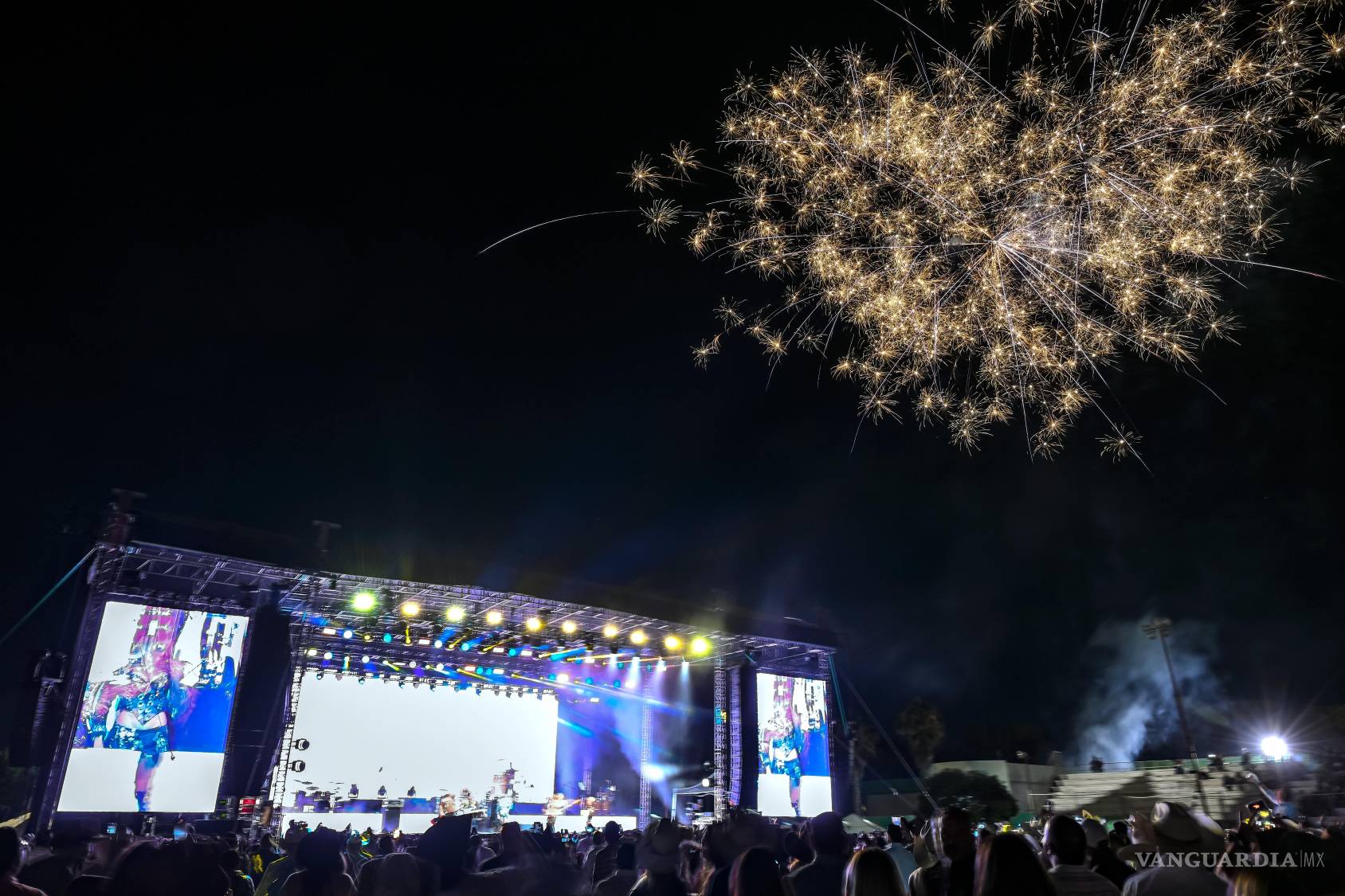$!El grupo Duelo derrocha amor y nostalgia en concierto en Saltillo