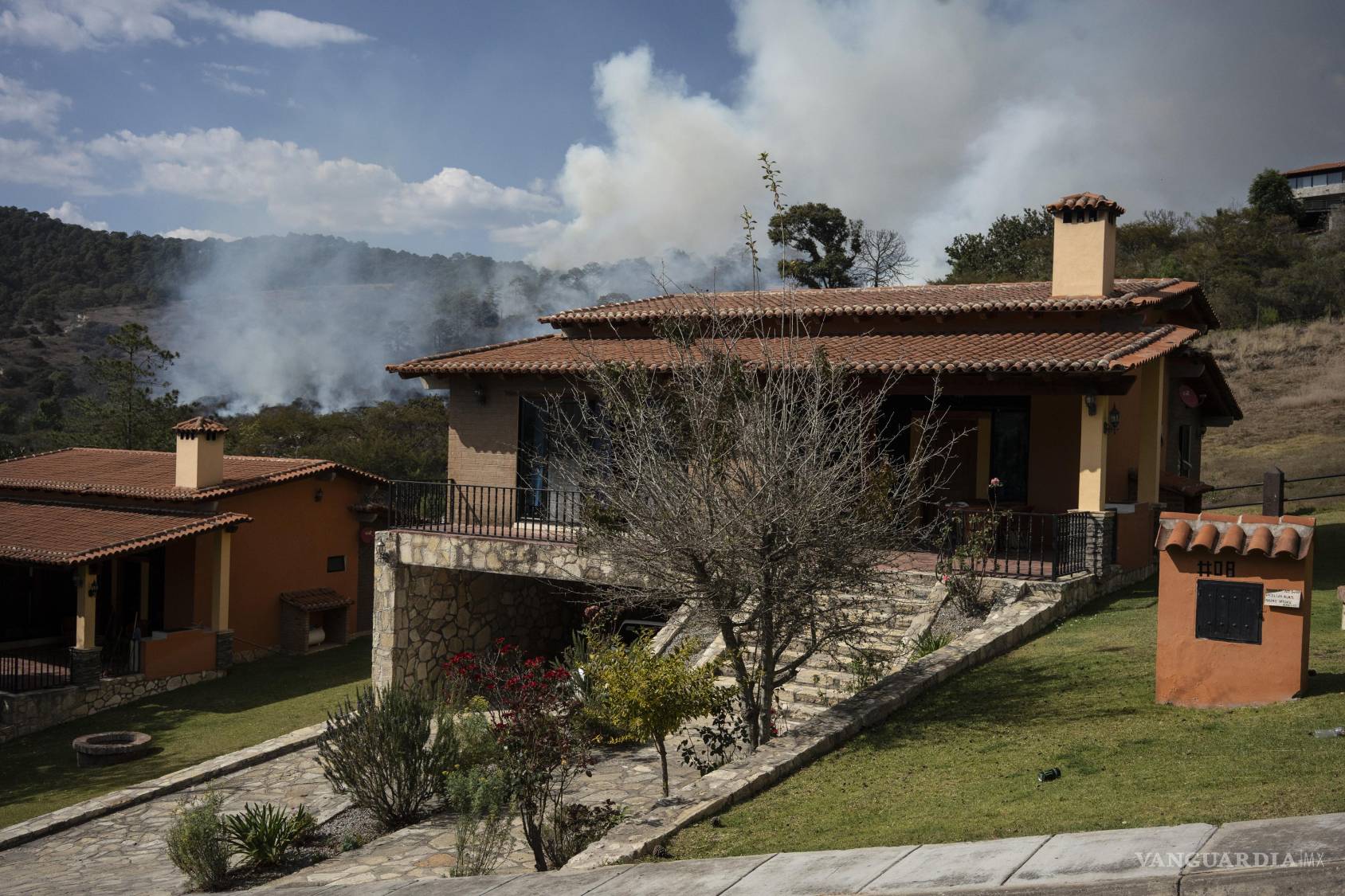$!El encanto tranquilo y pintoresco de Tapalpa hace que sea fácil olvidar que sus colinas cubiertas de pinos, aquí en el oeste de México, constituyen el corazón del grupo criminal más despiadado del país, el Cártel Jalisco Nueva Generación.