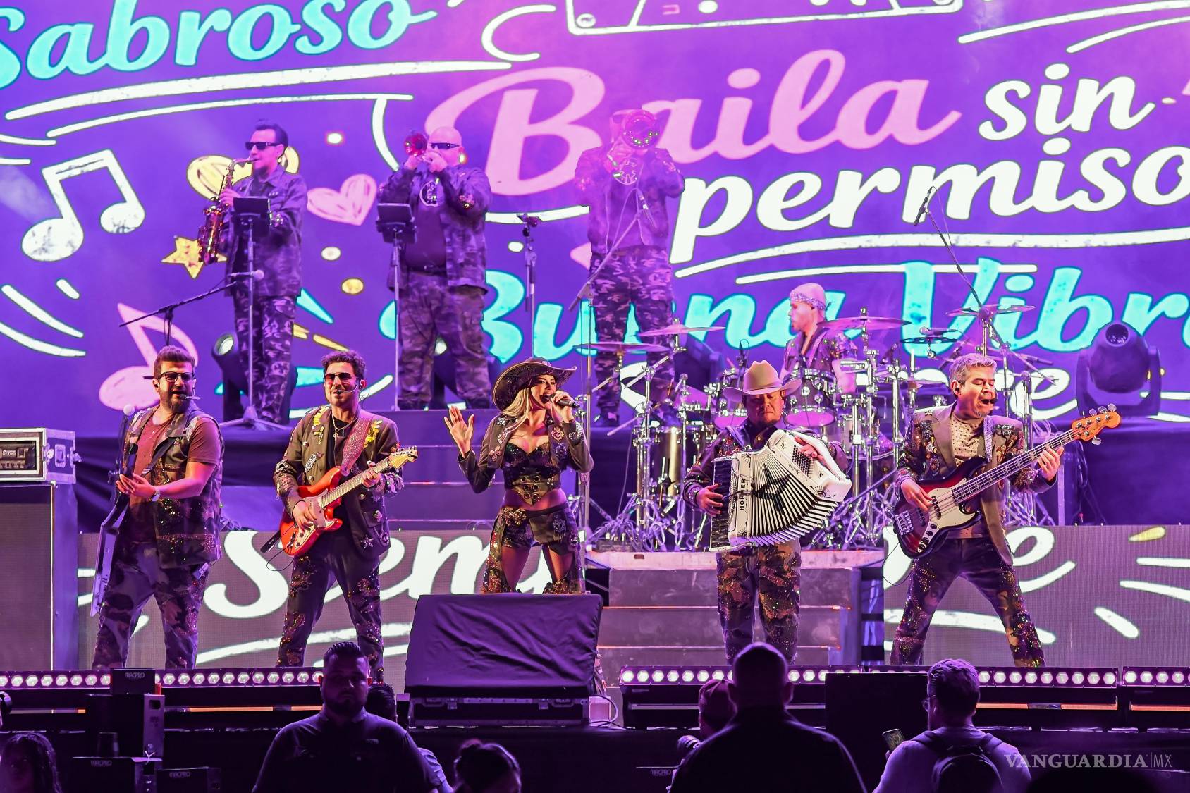$!El grupo Duelo derrocha amor y nostalgia en concierto en Saltillo