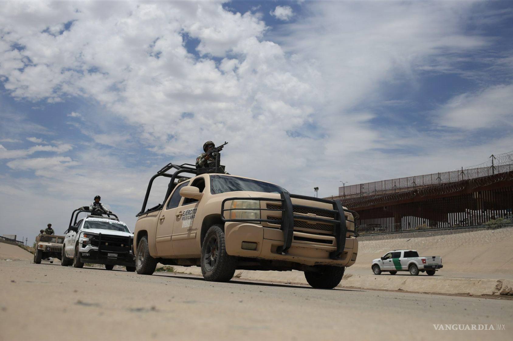 $!Autoridades de México y Estados Unidos realizaron un operativo binacional “Espejo” en la frontera Juárez–El Paso, con la participación de la Guardia Nacional, Ejército Mexicano y agentes de la Border Patrol.