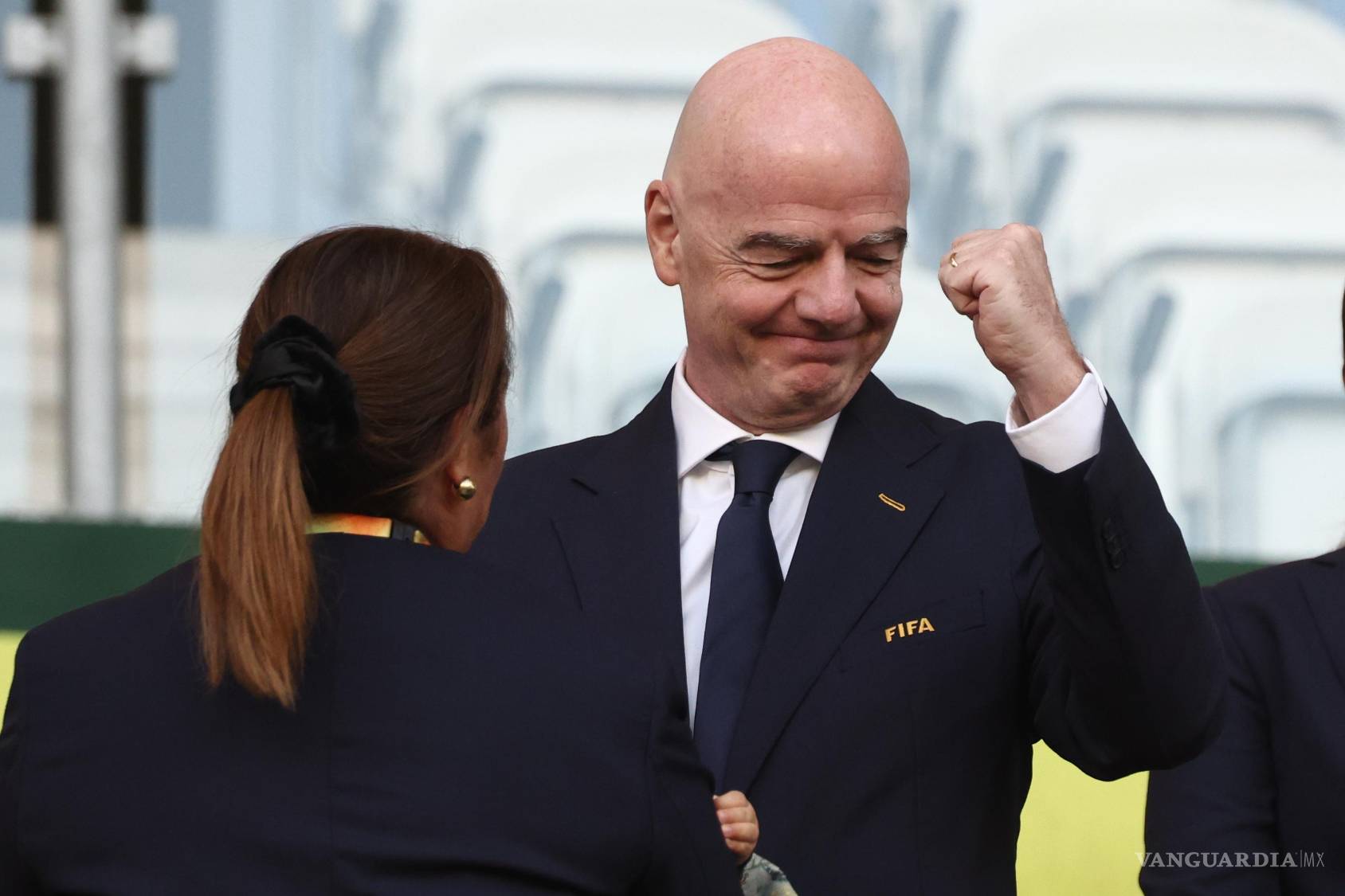 $!El presidente Infantino ha buscado estrechar la relación con Donald Trump de cara al Mundial de 2026, según el artículo.
