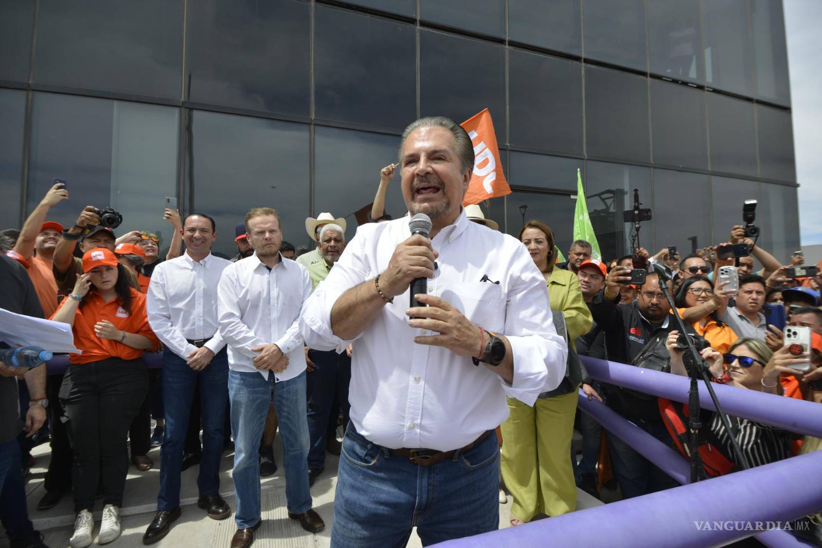 $!Candidatos Coahuila: ¿Cómo garantizar la honestidad y eliminar la corrupción en la administración pública?